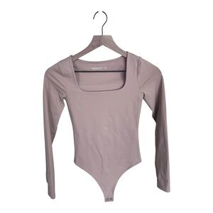Abercrombie Long-Sleeve Seamless Square-neck Bodysuit - Beige XXS